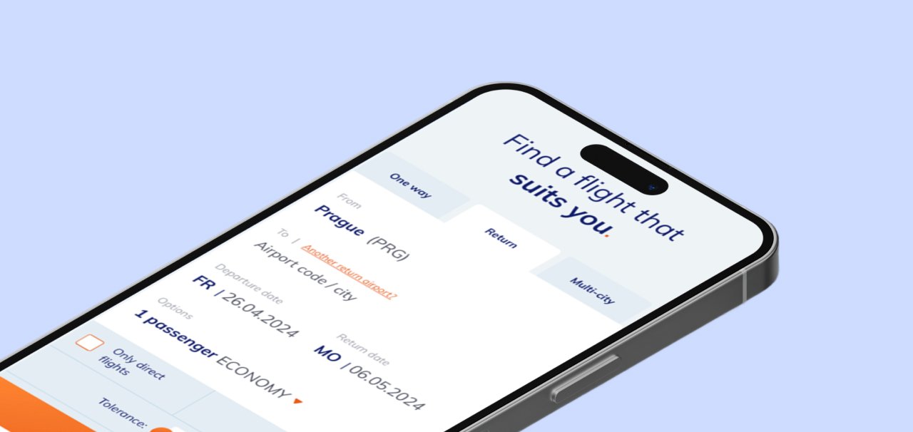 Screenshot aplikace pro vyhledávání letů zobrazený na mobilním zařízení, s formulářem pro zadání odletu z Prahy, výběrem termínů a možnostmi typu cesty (jednosměrná, zpáteční, více destinací).